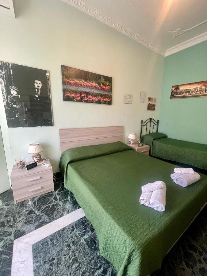 Maya'S Apartment Close To Ballaro Market And Central Station パレルモ エクステリア 写真